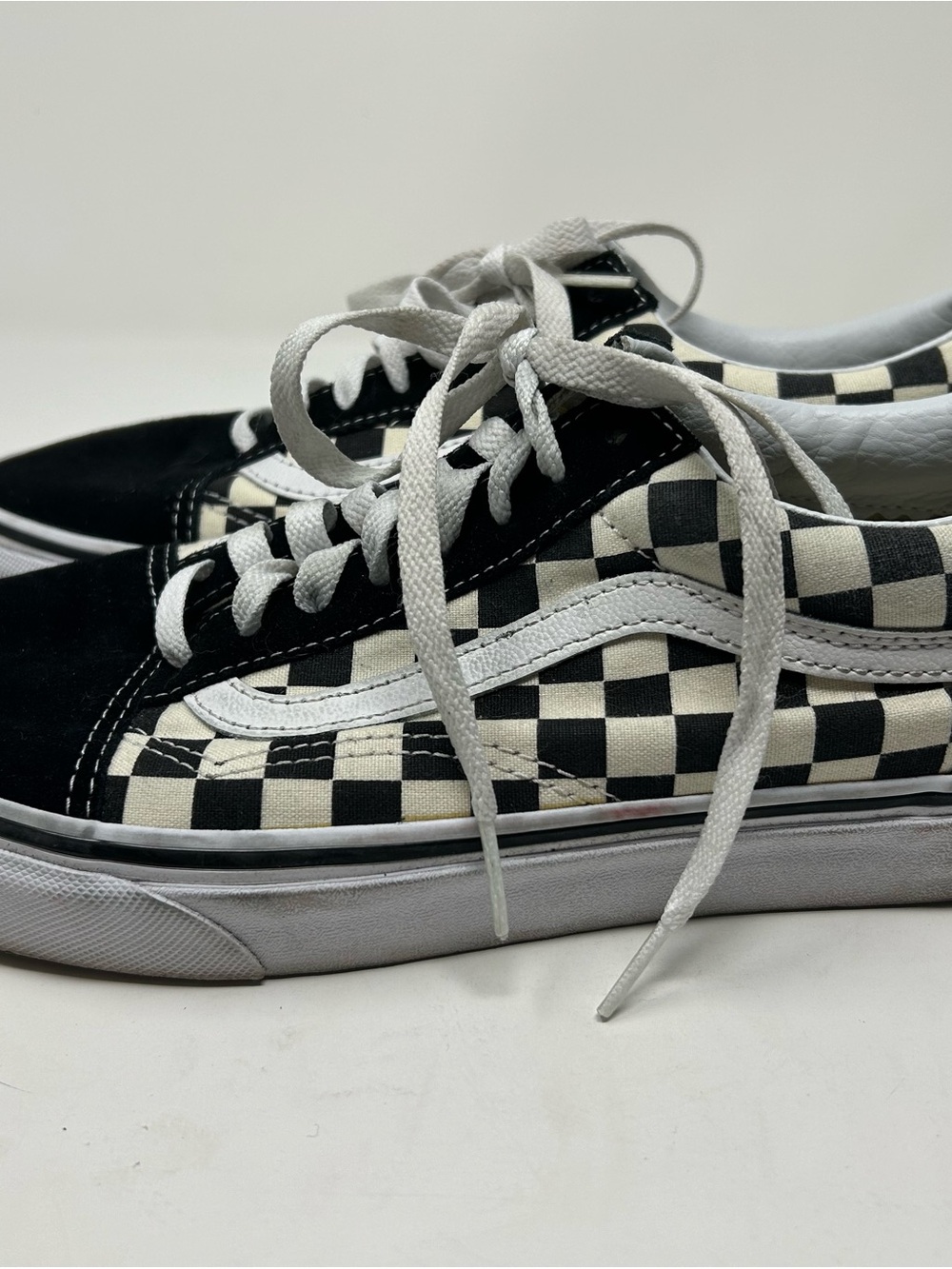 Checkerboard Vans Skate Sneakers with White Stripe Size Men’s 8